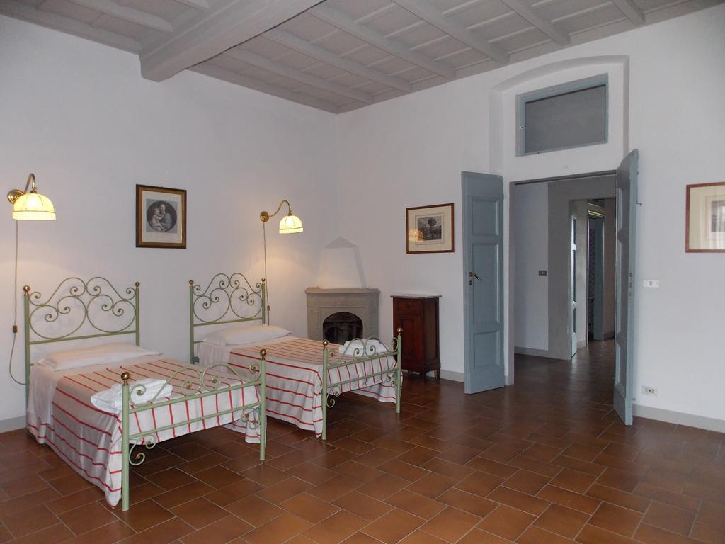 Villa Senni Скарперия Екстериор снимка