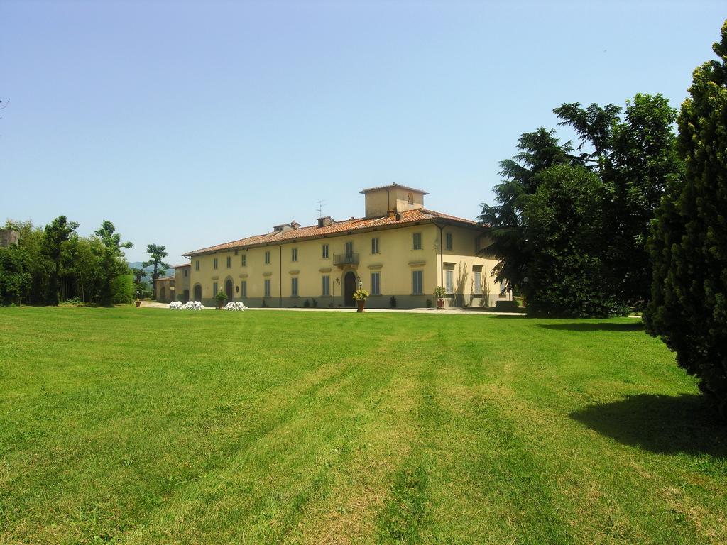 Villa Senni Скарперия Стая снимка
